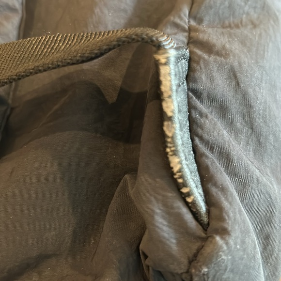 LULULEMON CROSS PATHS BACKPACK FITS 15"LAPTOP BLACK *FLAWS - Picture 10 of 11